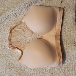 34DDD Victoria Secret Bra